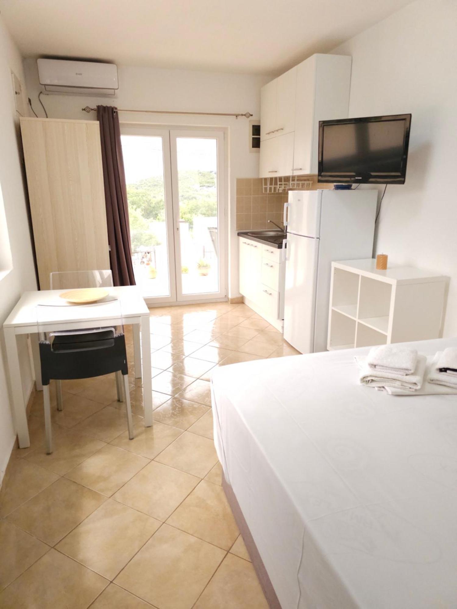 Talija Apartments Krimovica Budva Eksteriør billede